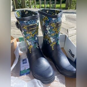 Joules Rainboots navy/floral size 9 women’s